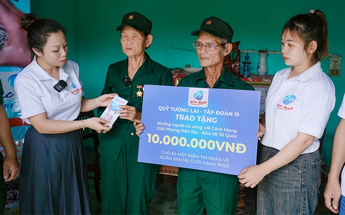 Hình ảnh chính của trang Về chúng tôi 98win1, thể hiện sự chuyên nghiệp và hiện đại của nền tảng cá cược trực tuyến hàng đầu Việt Nam. Nổi bật logo 98win1, với phông nền màu xanh đậm và vàng, mang đến cảm giác tin cậy và hứng khởi. Hình ảnh tổng thể về trải nghiệm cá cược thể thao và trò chơi sòng bạc.